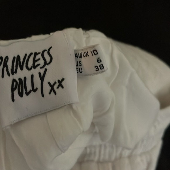 Princess polly linen shorts - Picture 3 of 3
